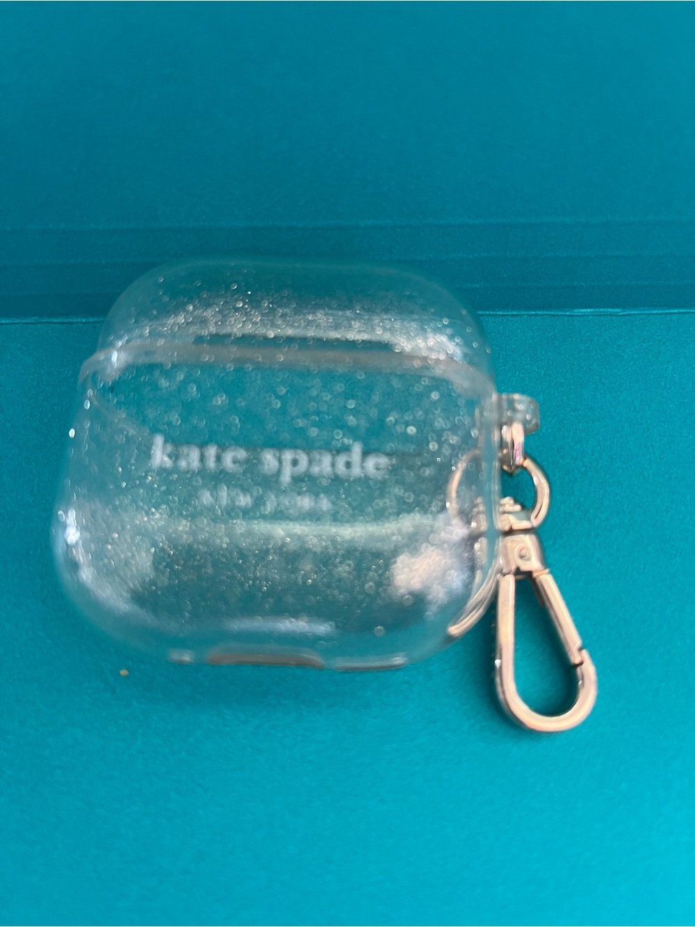 Kate Spade Clear Glitter Case with Gold Hardware fits Apple AirPods 4